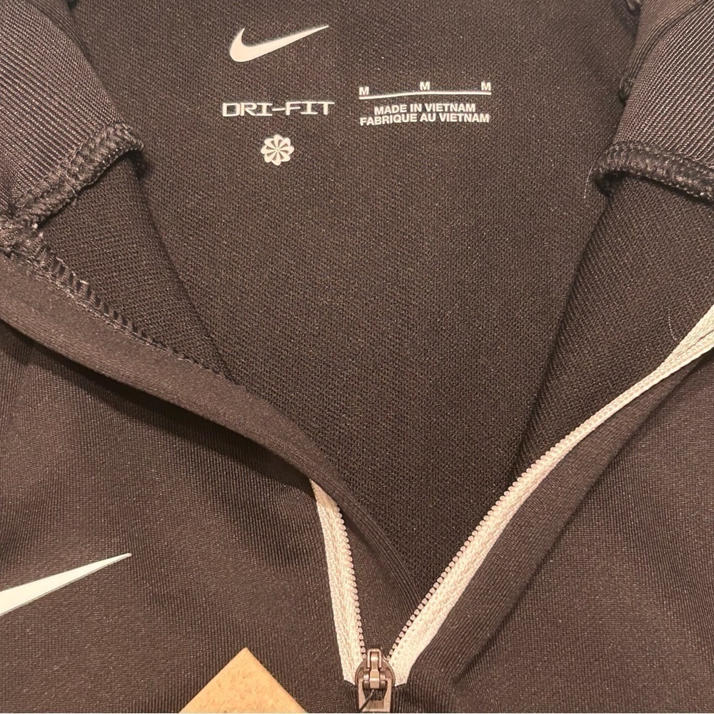 NIKE DRI-FIT STRIKE WOMEN'S SOCCER DRILL TOP SIZE MEDIUM NWT - Picture 11 of 11